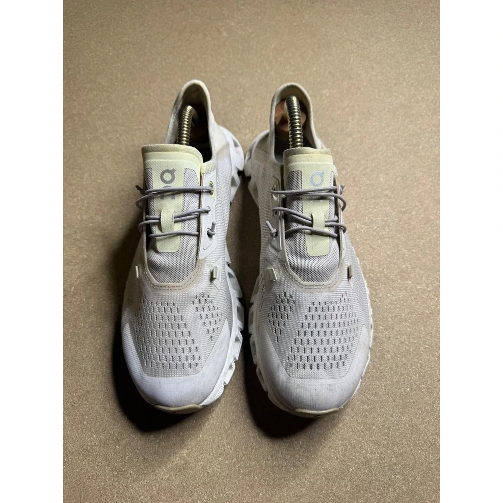 On Running Cloudswift Womens White Ivory Running Shoes Sneakers US 8 EU 39